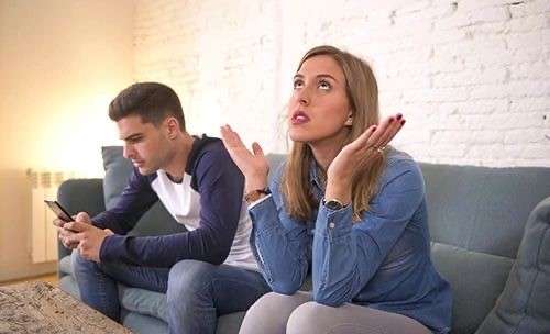 spy on wife whatsapp messages